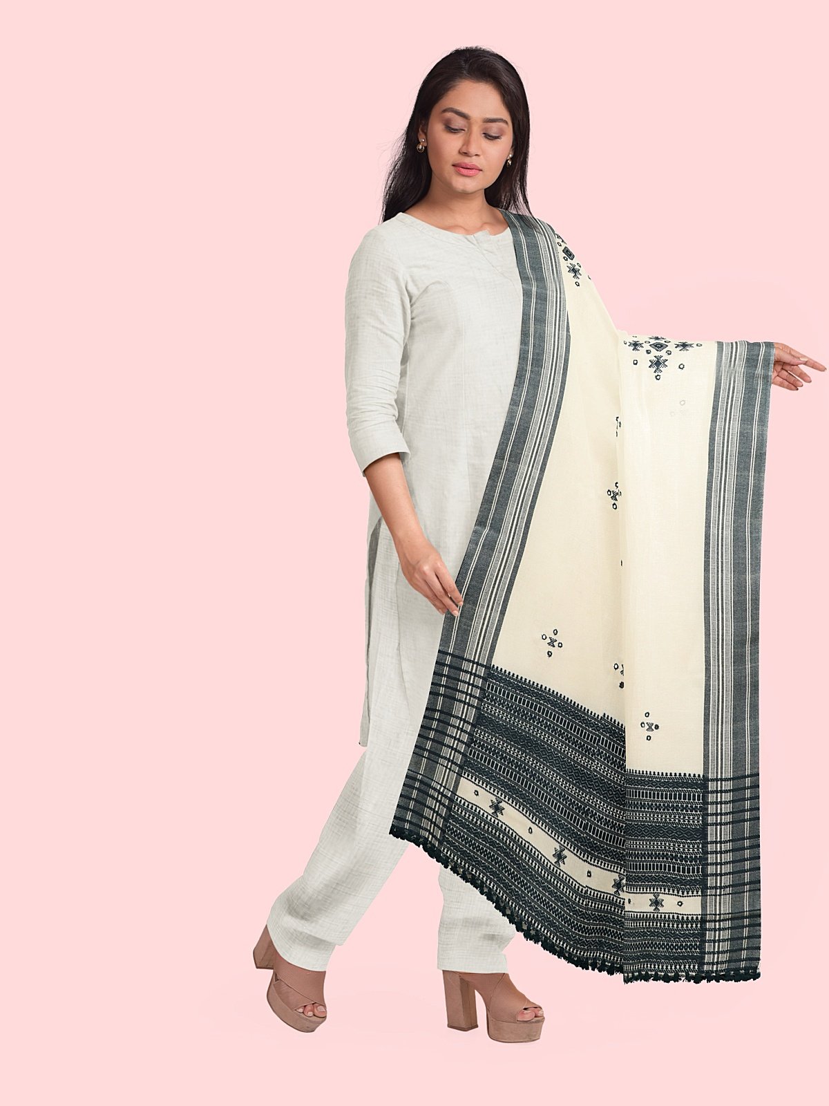 Handmade Woven Cashmilon Shawl with Work (7)